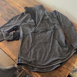 Lululemon long-sleeve 1/4 zip. Worn twice.